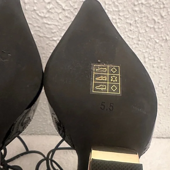 Jeffrey Campbell Demi d'Orsay pump in Black Patent finish with gold- tone Heels - Picture 12 of 15